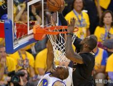 IM体育官方网-关于中国男篮碾压鹈鹕，詹姆斯关键制胜的信息