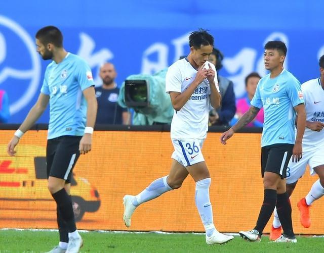 IM体育官网入口-包含河北华夏幸福主场负于上海申花,中超积分下滑的词条