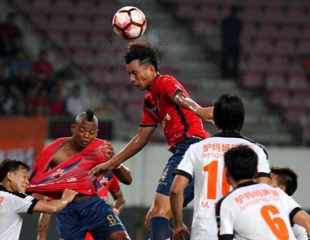 IM体育数据分析平台-包含卡昂客场惨败，球队境况堪忧的词条