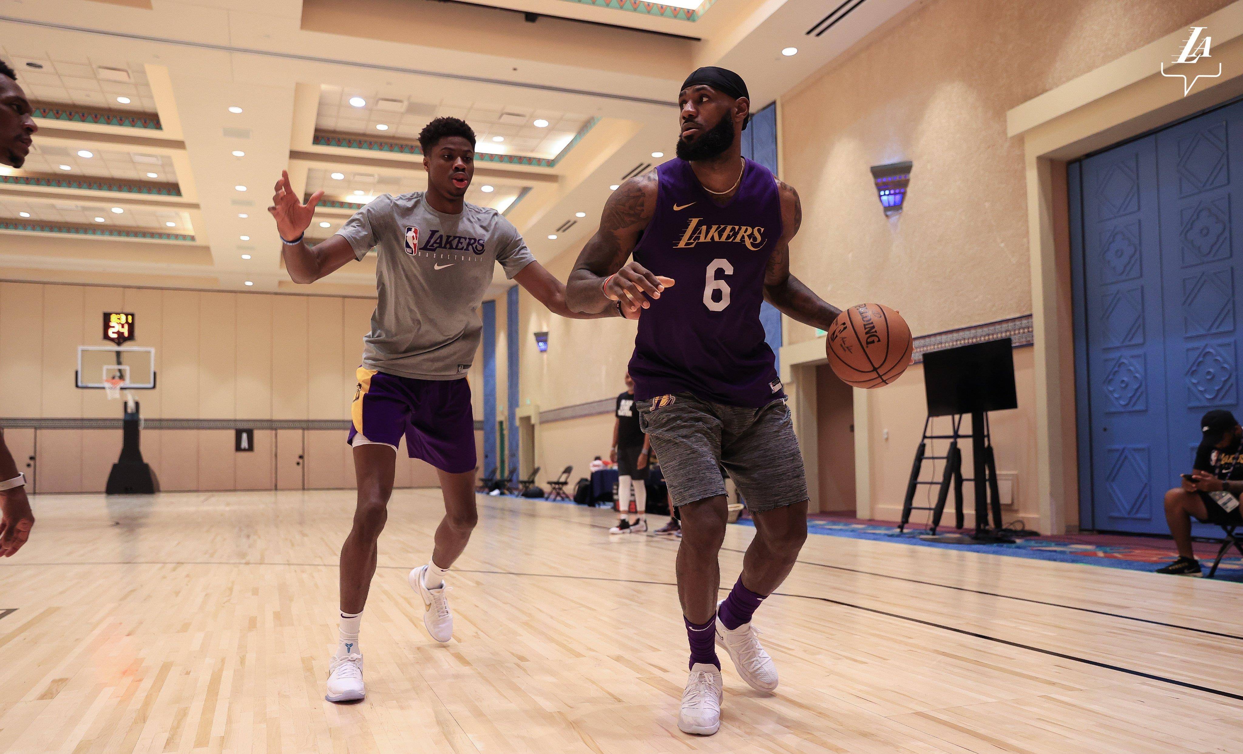 IM Sport-高强度对抗赛上演，胜负悬念引人注目的简单介绍