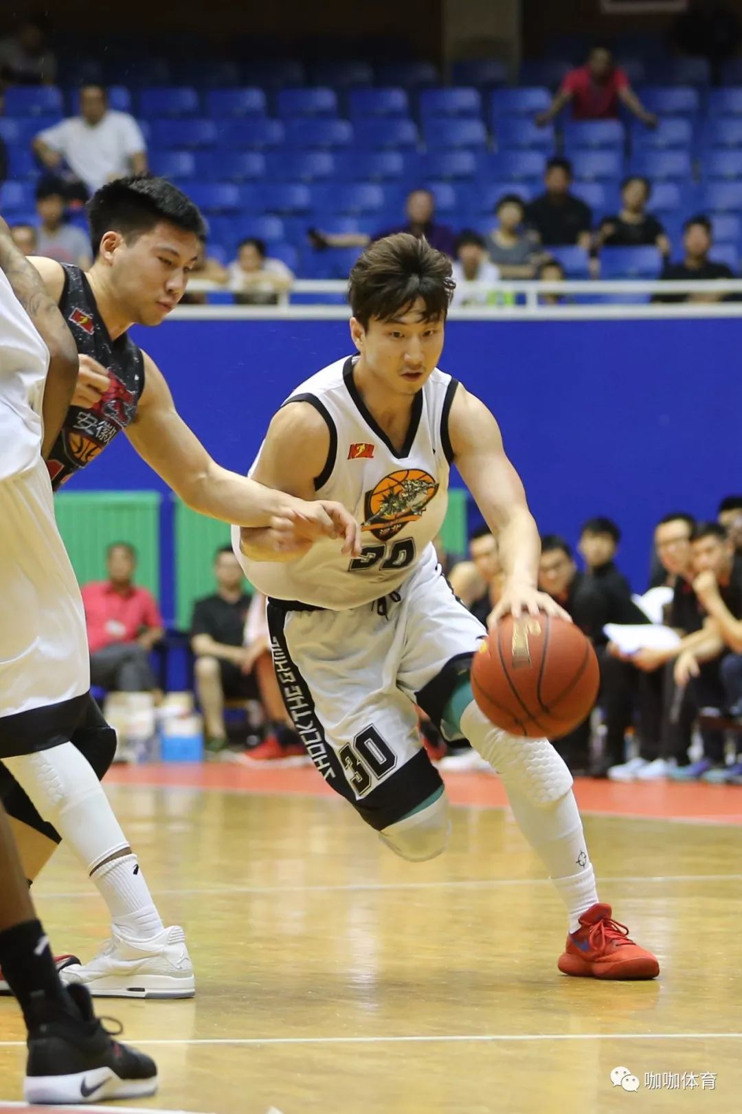 IM体育社区互动入口-浙江队主场告捷,安徽队客场惨败无法挽回的简单介绍