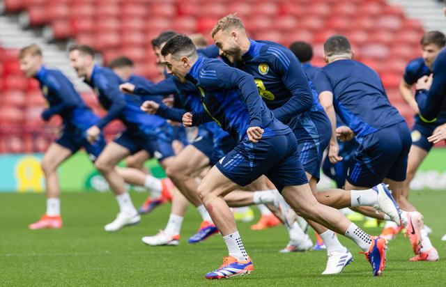 IM体育注册链接-包含克罗地亚队士气高涨迎战的词条