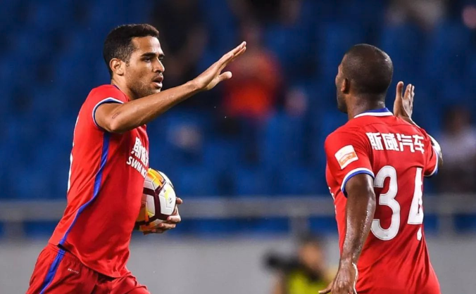 IM体育官方网站-包含外战内战！重庆斯威迎战澳大利亚对手严防死守的词条