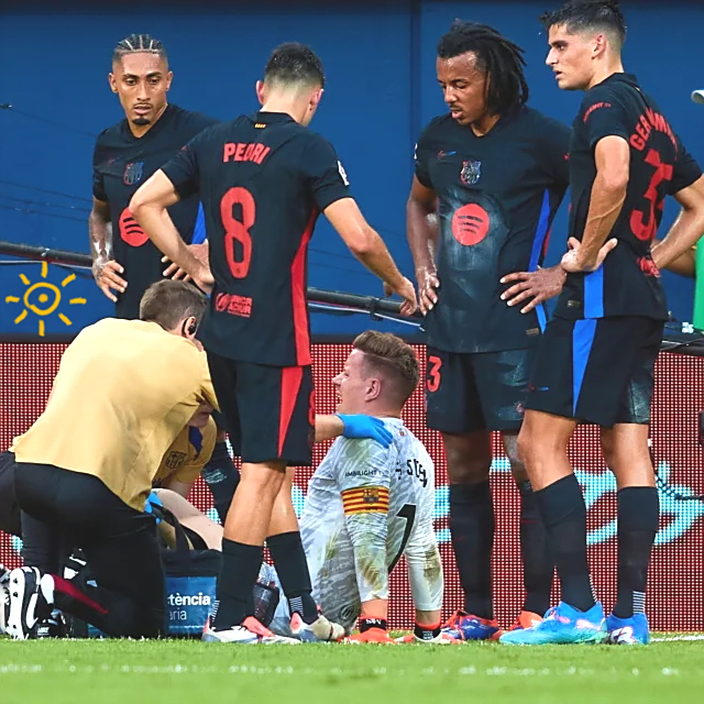 IM体育在线注册-包含比利亚雷亚尔客场不敌巴萨,错失前四的词条