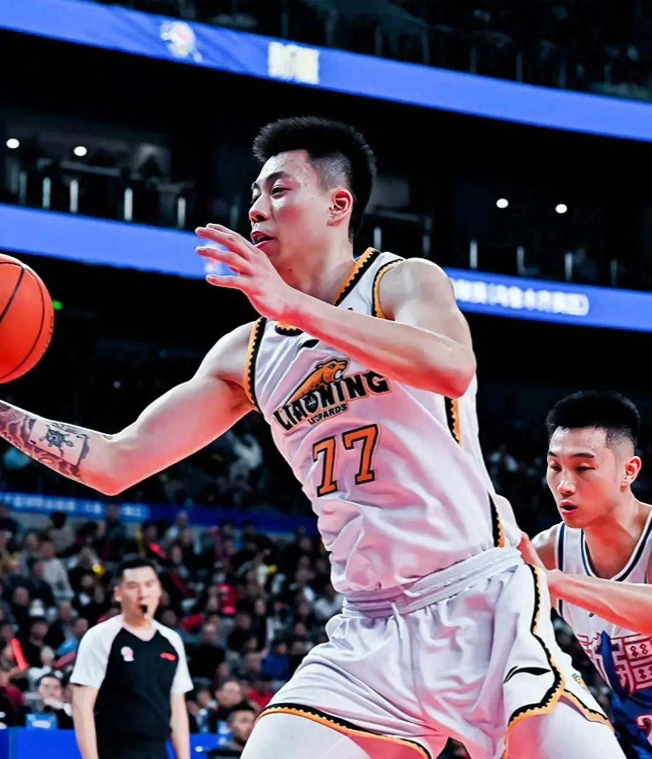 IM体育赛事直播入口-关于广东轻取浙江，继续保持不败纪录，稳居积分榜首的信息