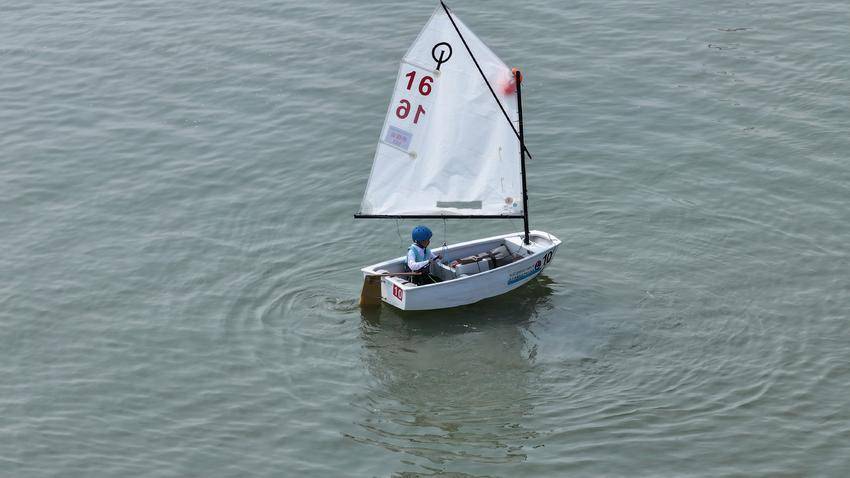 IM Sport-关于扬帆起航:帆船比赛中选手千里迢迢的信息