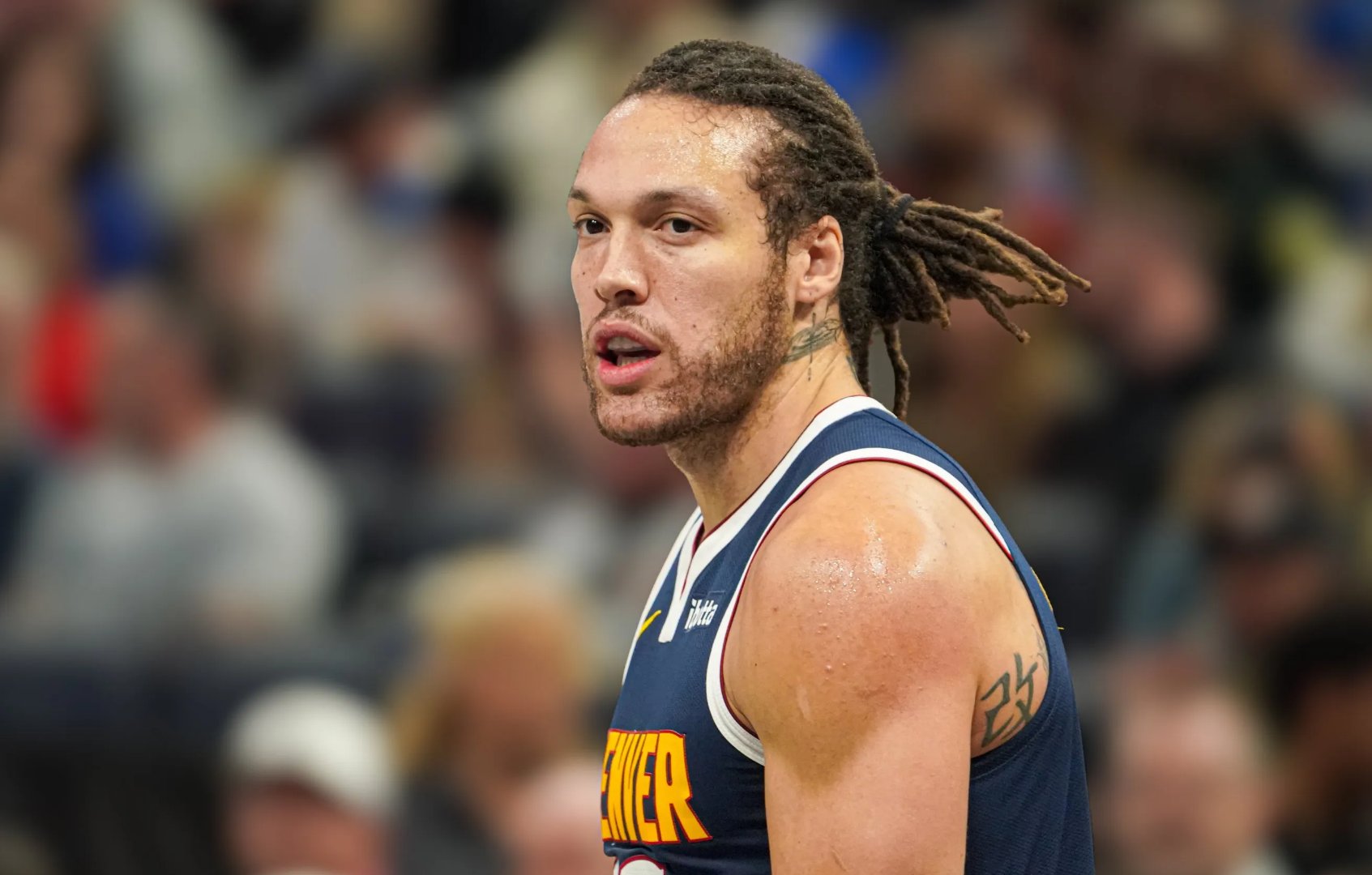 IM体育app-关于篮网碾压热火，伦纳德状态火热的信息