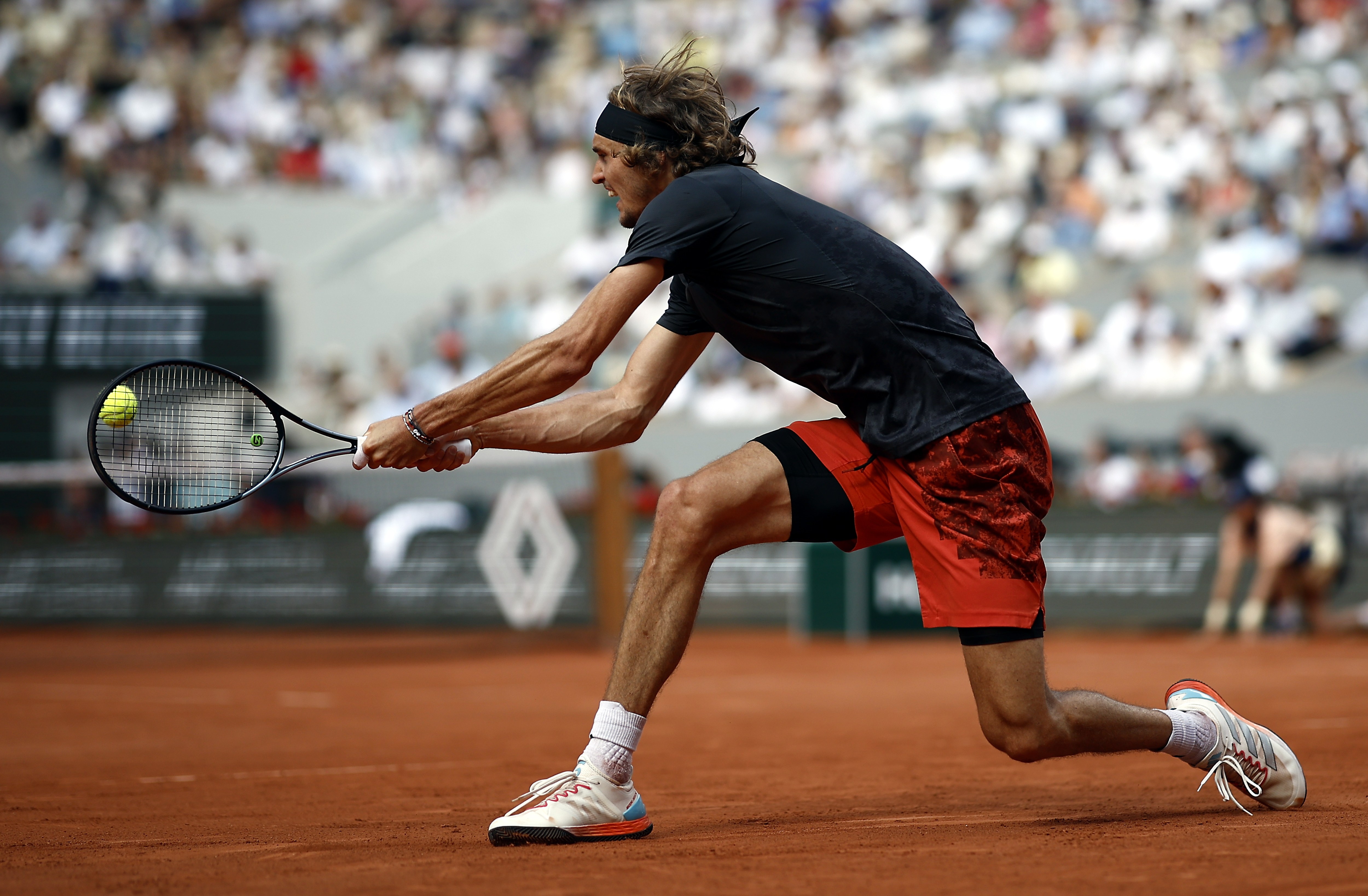 IM体育注册链接-拉沃尔杯碾压法网，兹维列夫点燃赛场