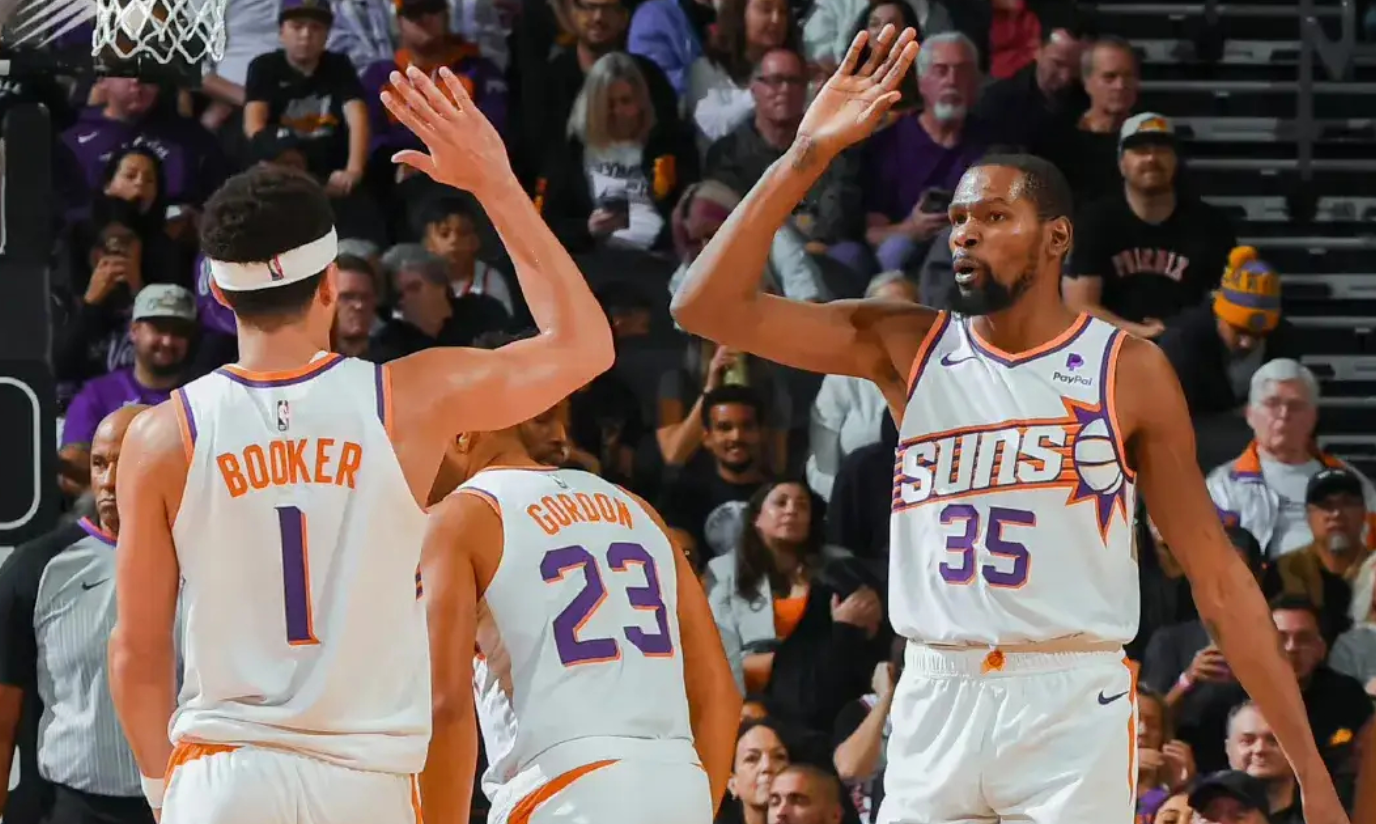 IM体育官方网站-公牛横扫鹈鹕，郭艾伦统治全场的简单介绍